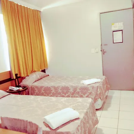 Seamar Hotel 2*